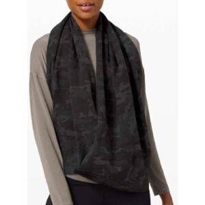 Lululemon Vinyasa Dark Camo Scarf O/S
